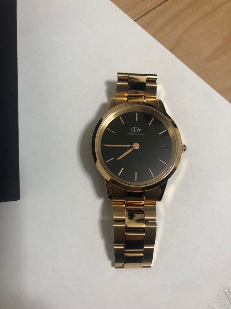 DANIEL WELLINGTON ゴールド アナログ時計