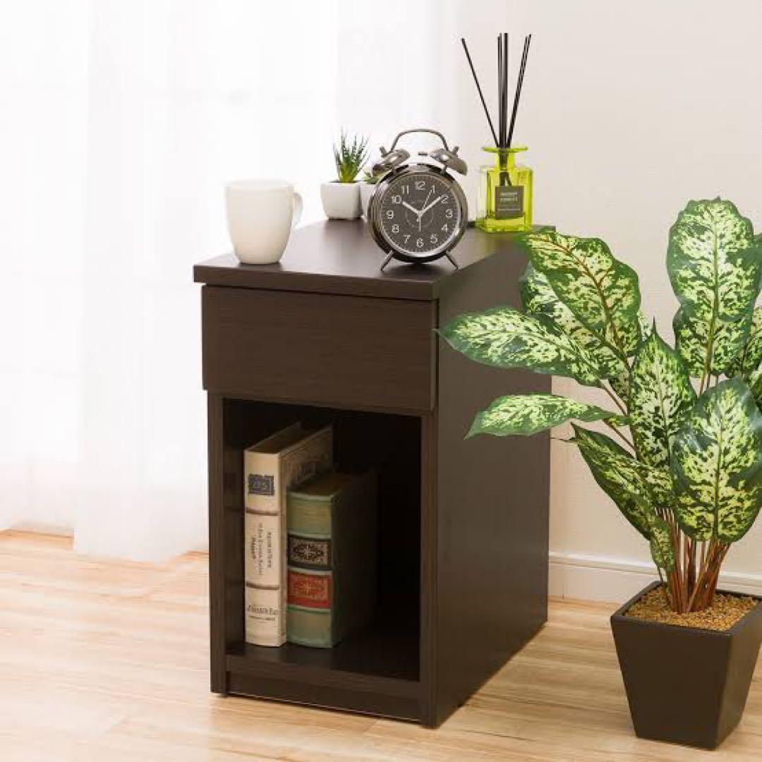 サイドテーブル　ナイトテーブル　ベッドサイド