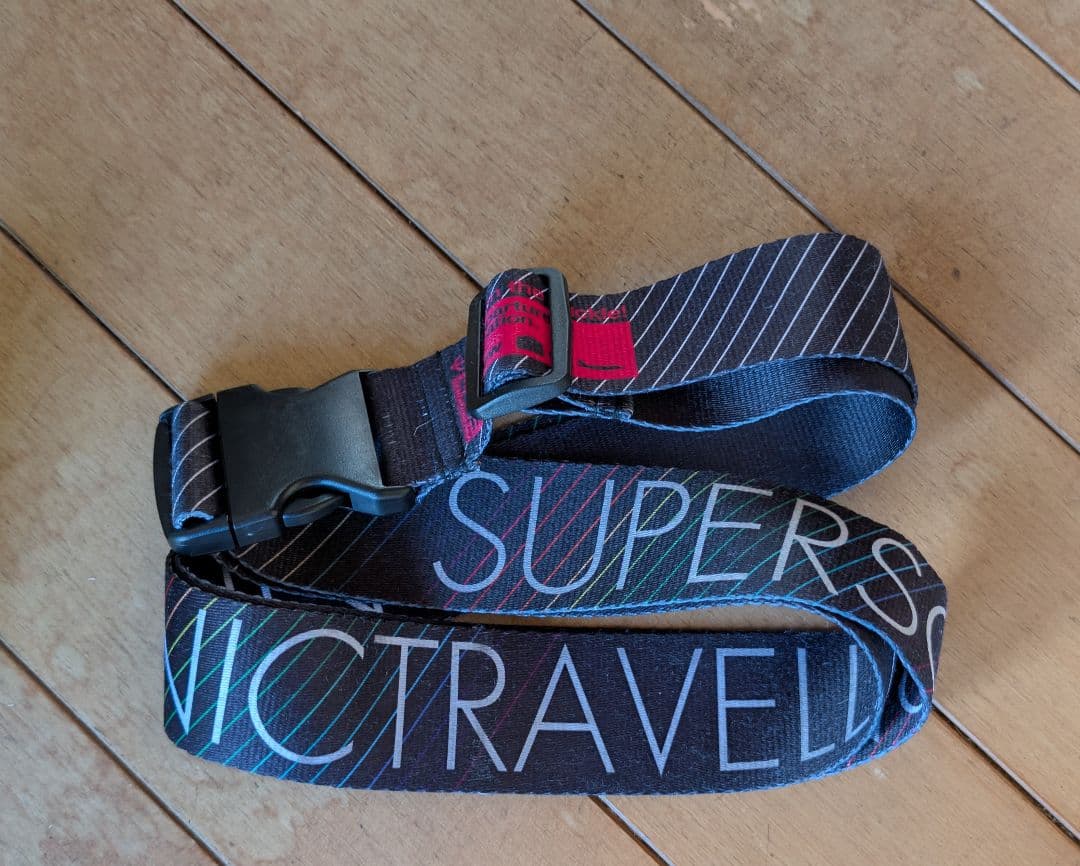 無印：キャリーバーの高さを自由に調節できるストッパー付きハードキャリー（62L）