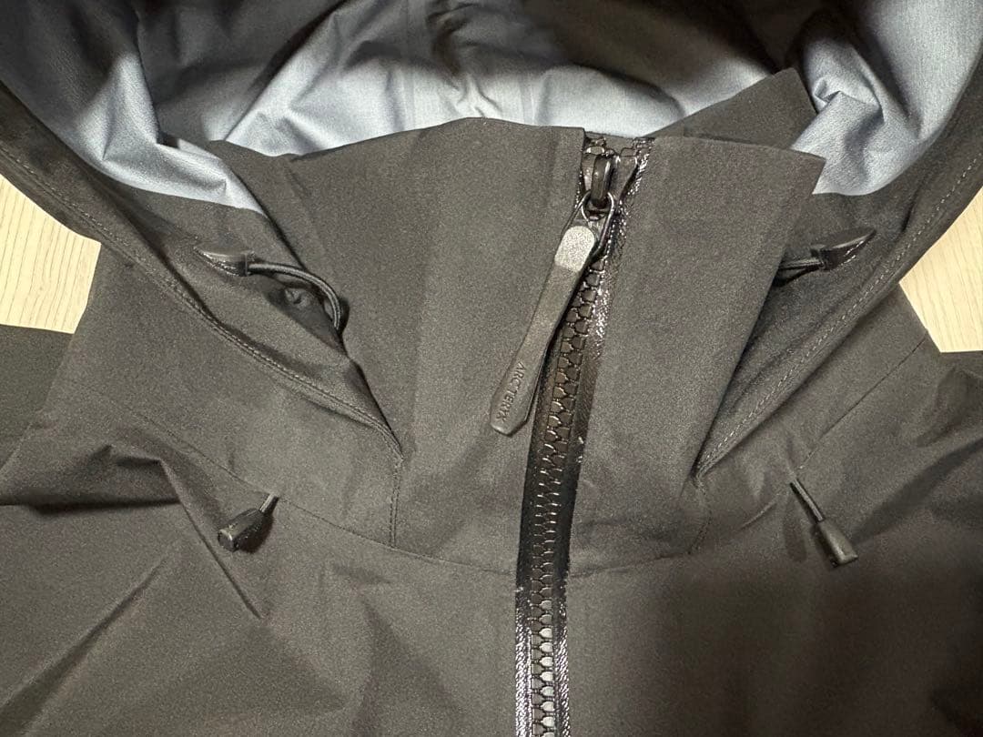 ARC'TERYX BETA AR ジャケット