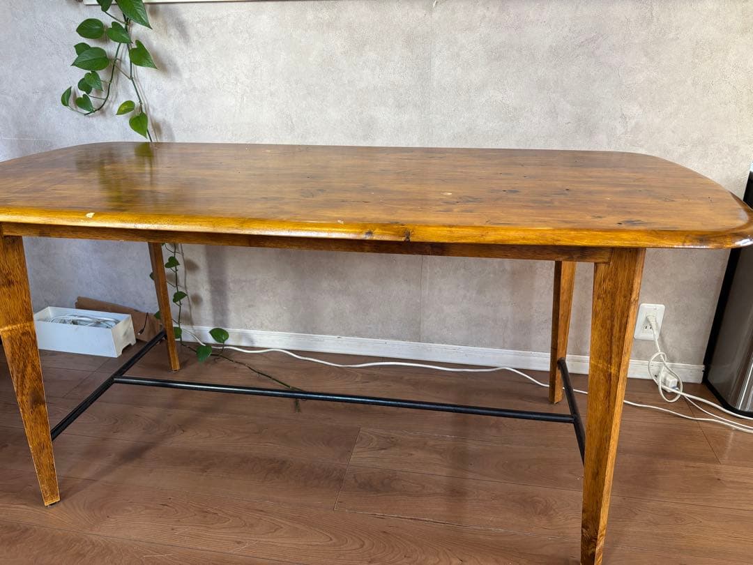 ジャーナルスタンダードファニチャー　ダイニングテーブル