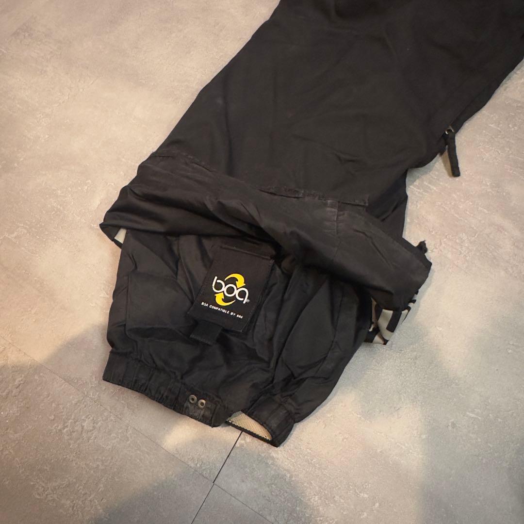 ア*ト様 686 スノーボードウェア シックスエイトシックス 上下セット Mサイ