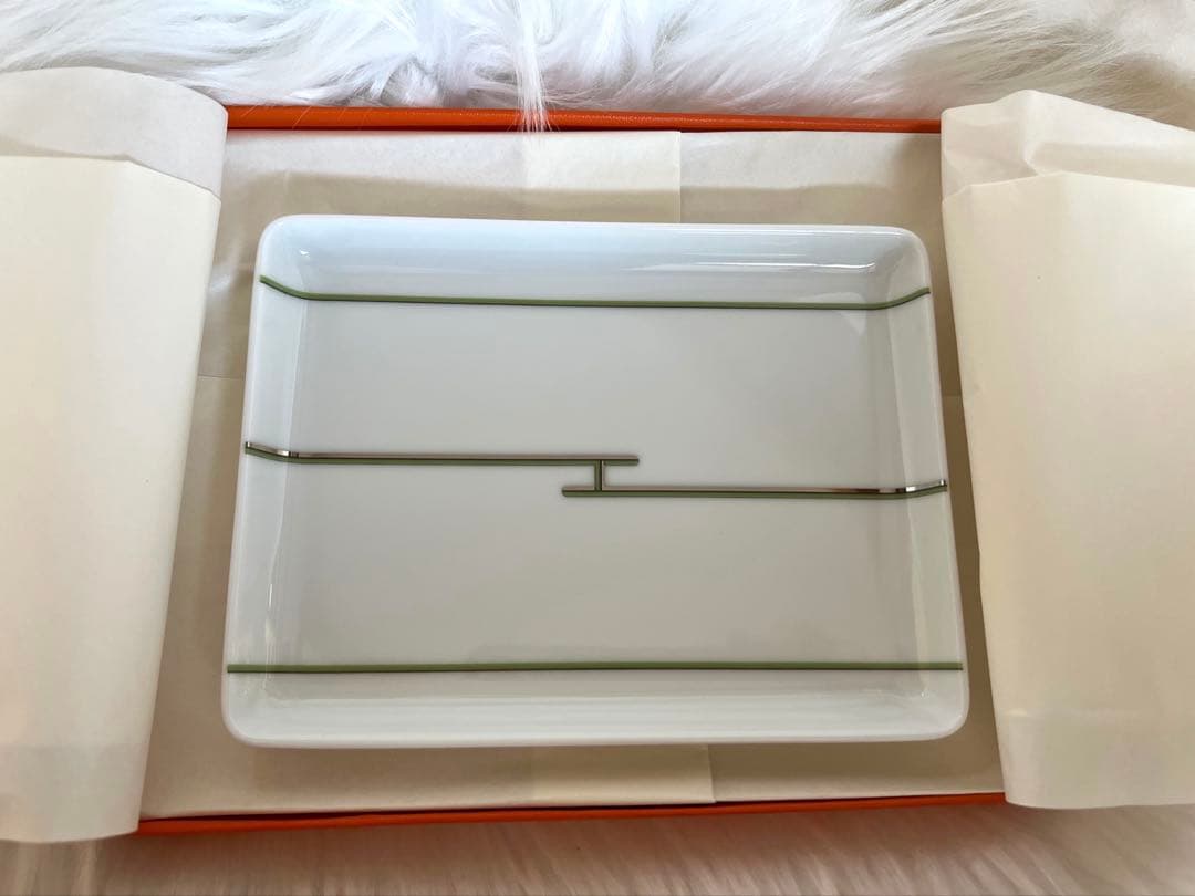 HERMÈS リズム スクエアプレート ホワイト×グリーン 箱・ショッパー付き