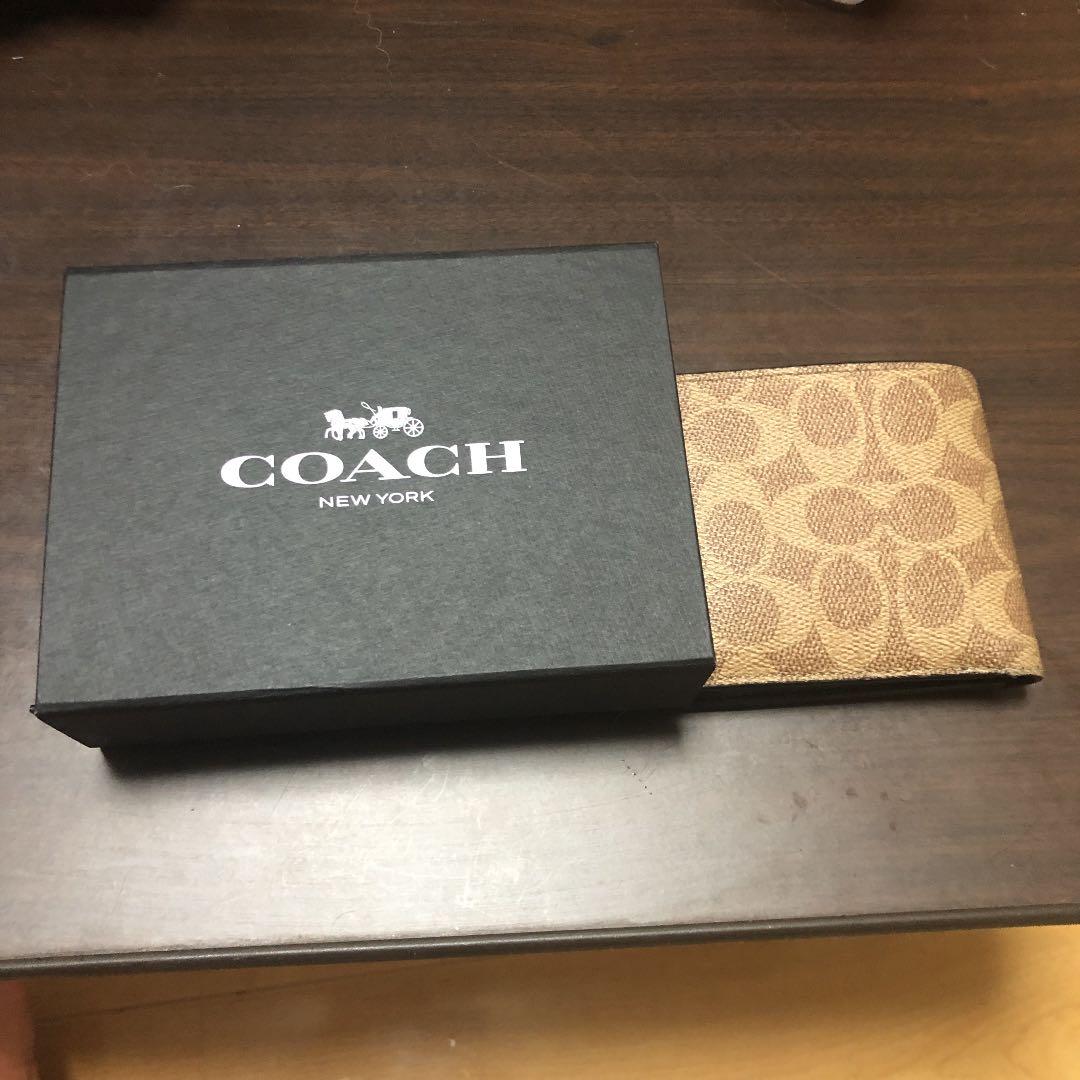 コーチ　折り財布