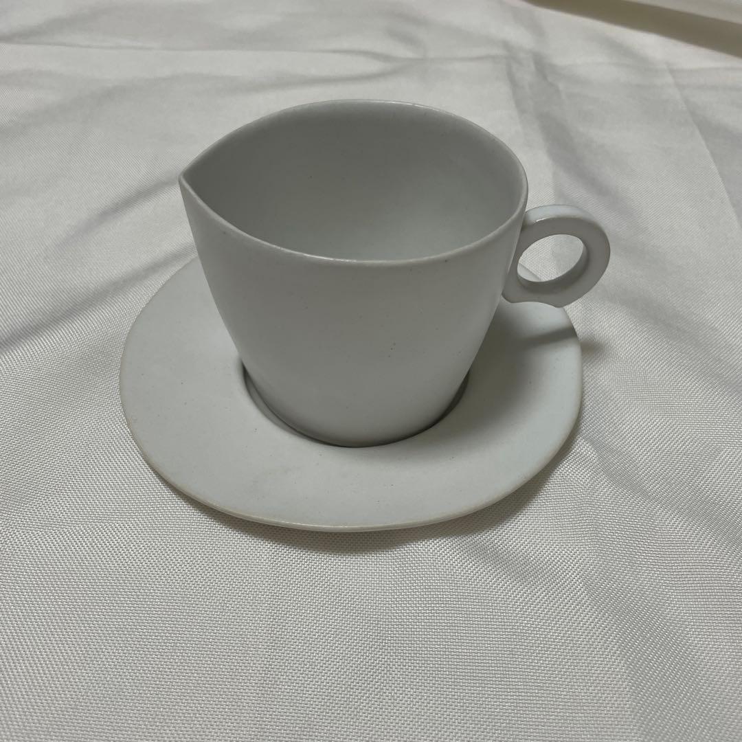 安藤雅信　コーヒーカップ＆ソーサー　白マット釉