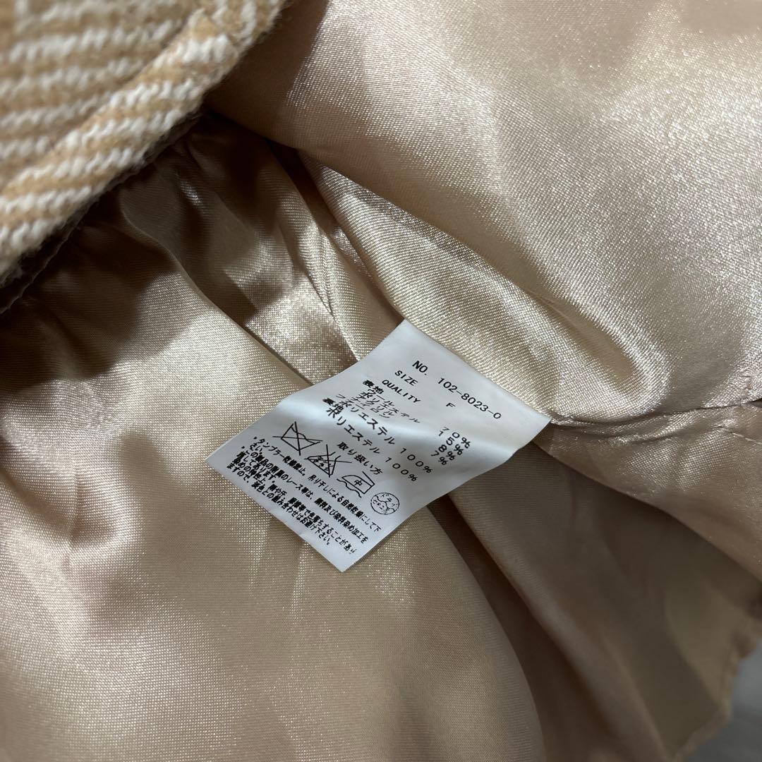 LIZLISA ベージュ　キャメル ヘリンボーンコート