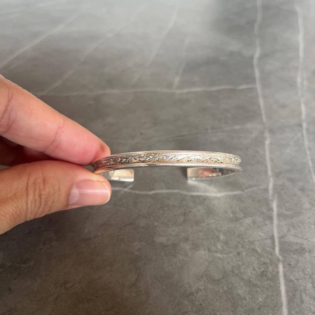 ソカロ　シルバーバングル