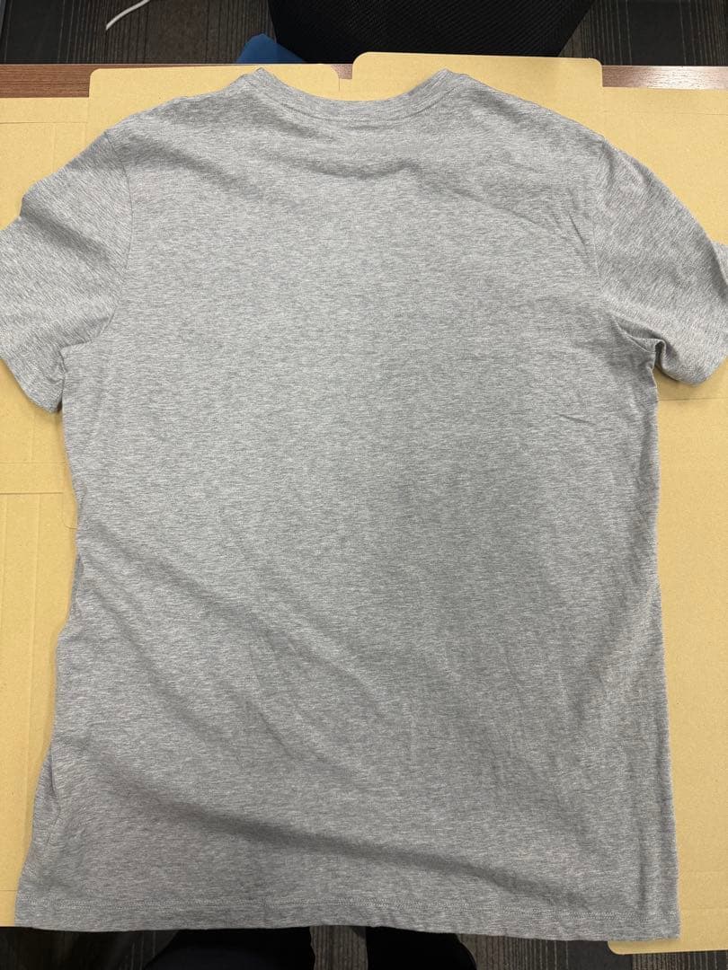 MONCLER グレー Tシャツ クルーネック