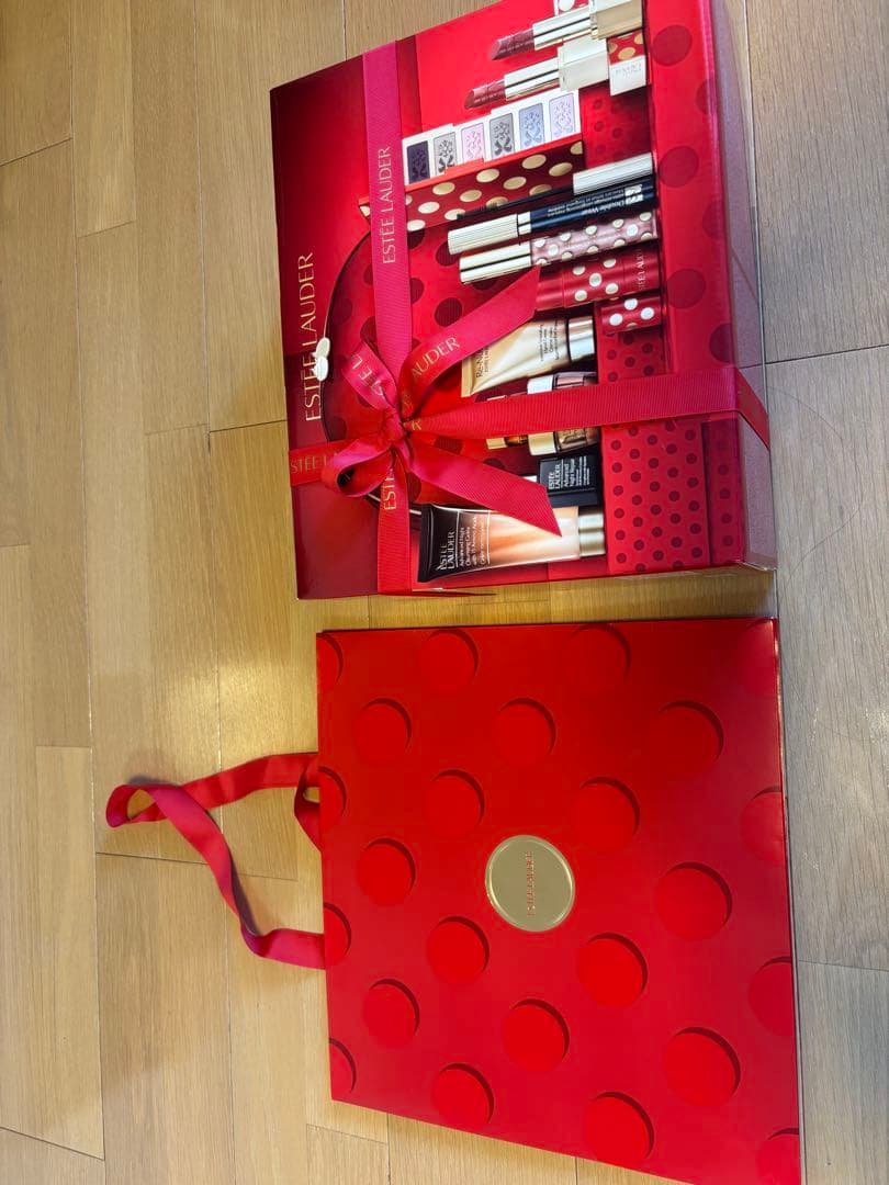 エスティーローダーホリデースペシャルセット