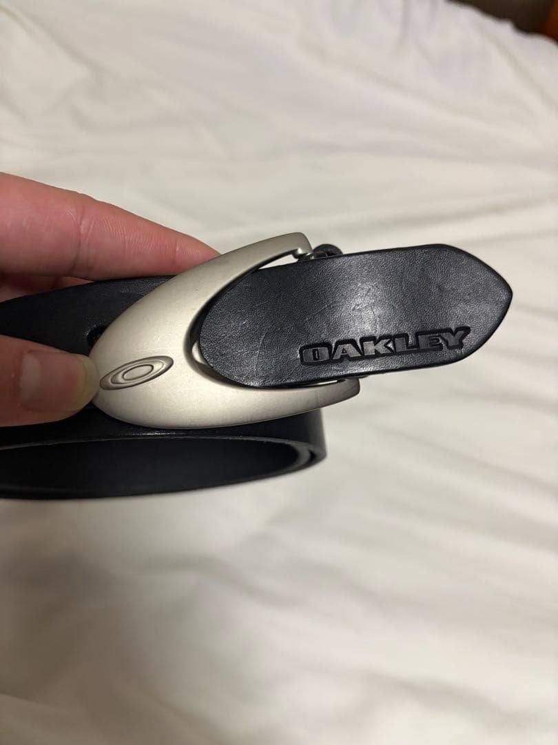 Oakley ブラックレザーベルト