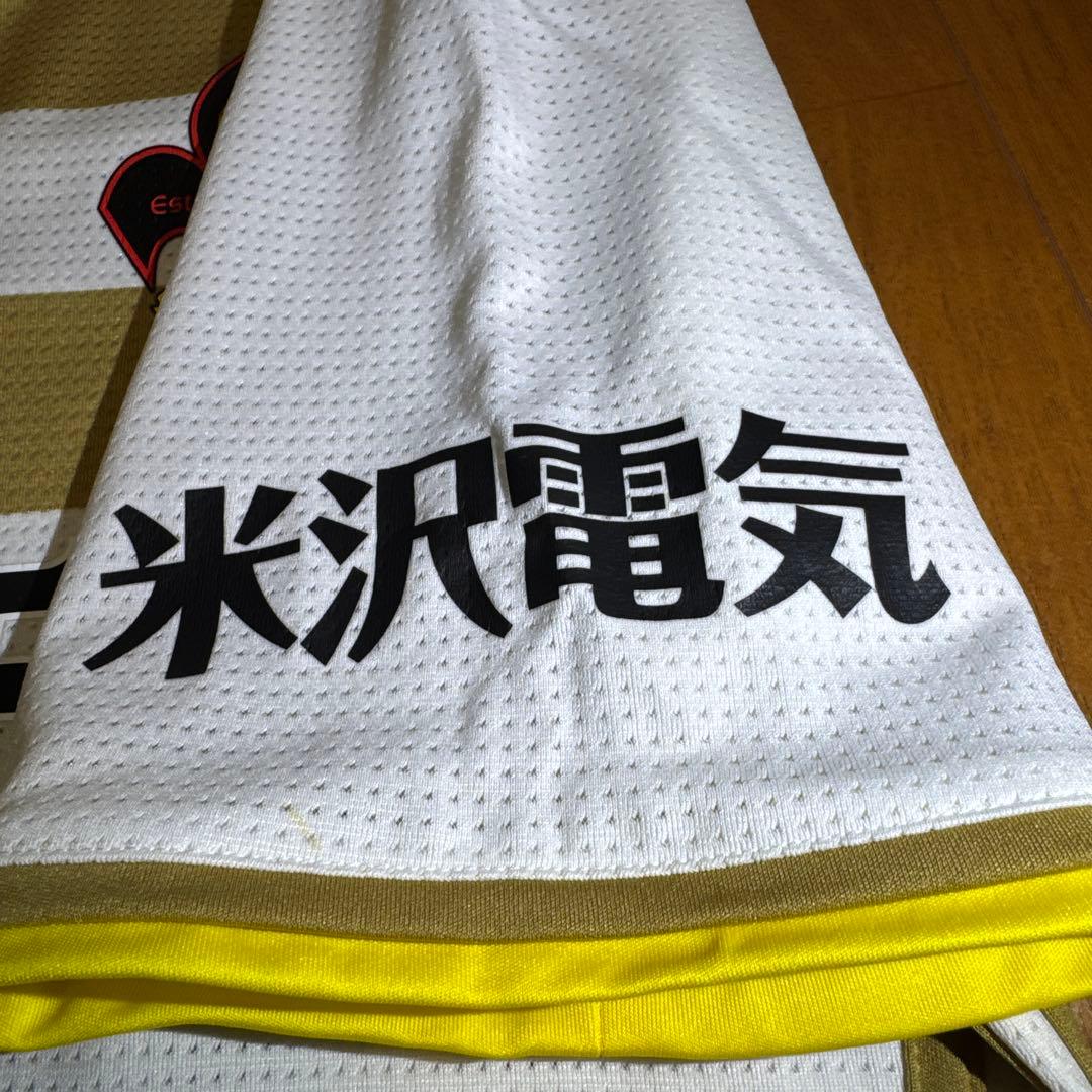 【大幅値下げ】ツエーゲン金沢2017年アウェイ　沼田選手直筆サイン入りＬサイズ