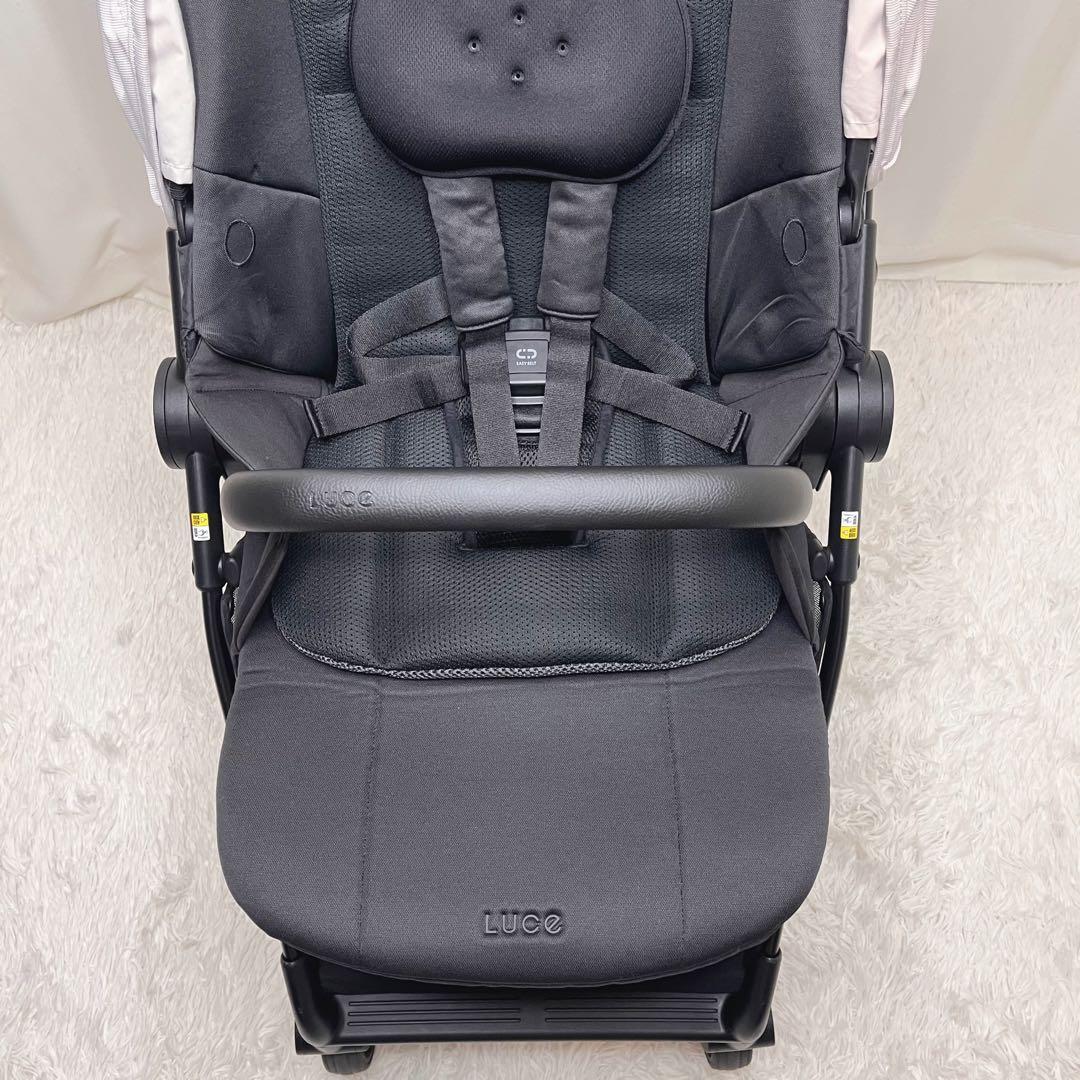 ✨2023年モデル✨新品級　アップリカ　ルーチェフリー　ベビーカー　説明書有❗️