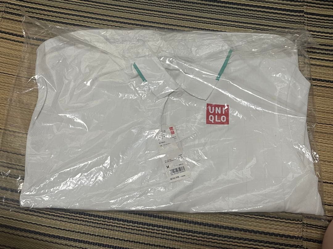 UNIQLO RF ドライ 20WB ホワイト ポロシャツとパンツセット