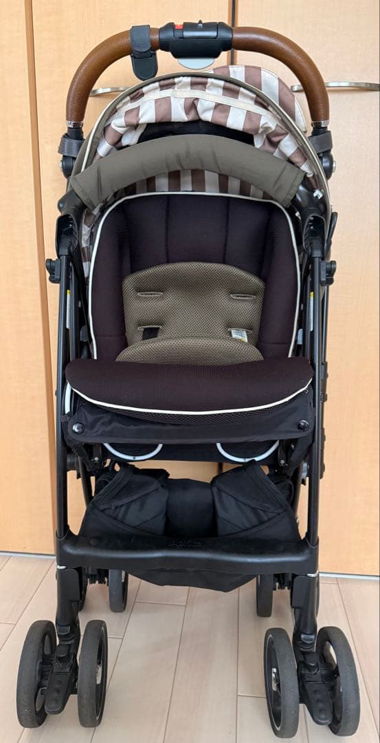 【美品】ラクーナビッテクッション　★レインカバー、フットマフ付き！