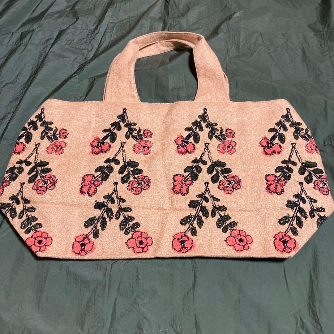 (新品・貴重)ミナペルホネンパニーニバッグ