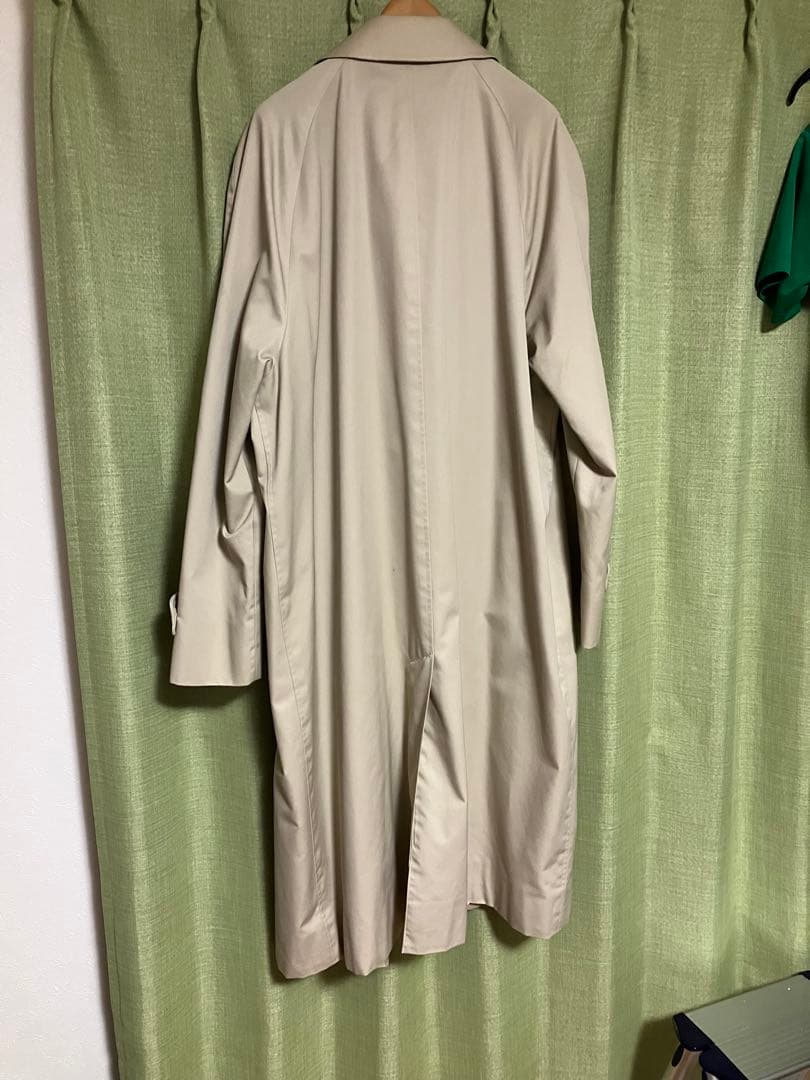 アクアスキュータム　ステンカラーコート　大きなサイズ