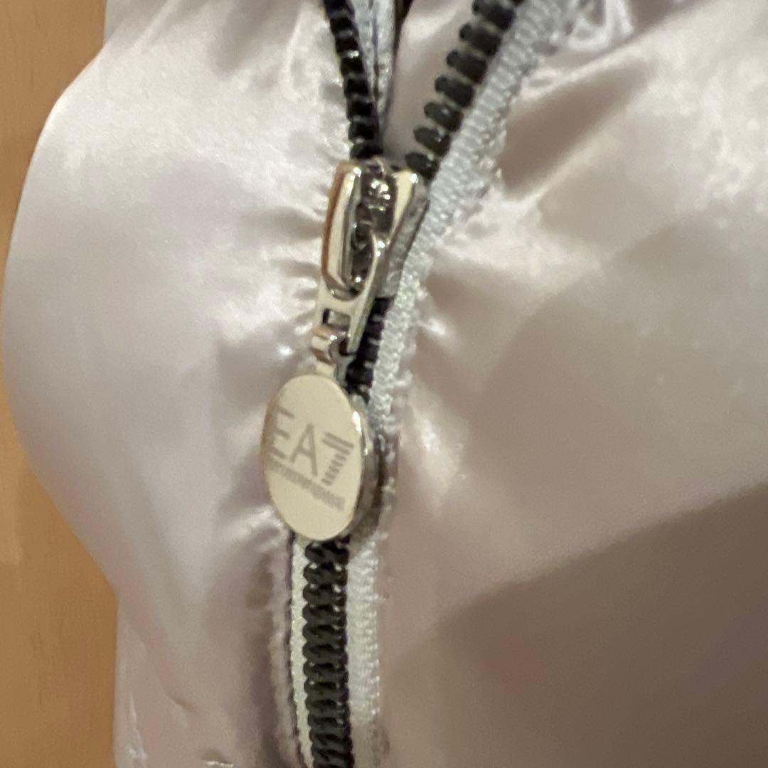 【極美品】EMPORIO ARMANI EA7（アルマーニ）ダウンジャケットXS