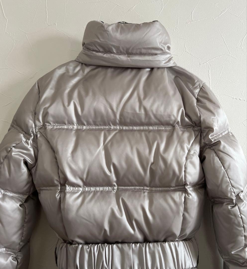 【極美品】EMPORIO ARMANI EA7（アルマーニ）ダウンジャケットXS