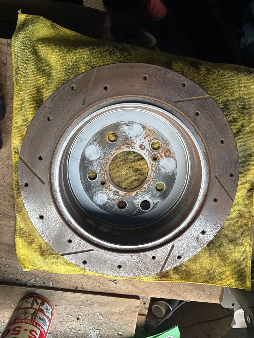 18クラウン　ブレーキローター