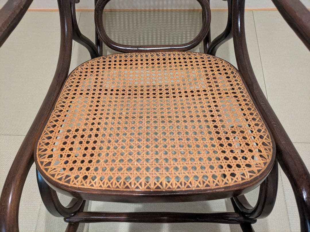 【ポーランド製】 曲木ロッキングチェア×ラタン張り アンティーク調 木製椅子