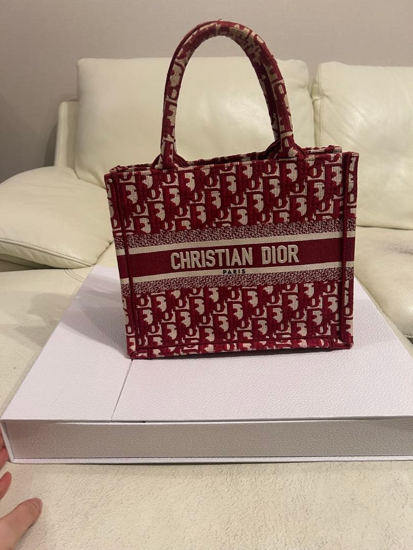 ディオールブックトート　スモールレッド