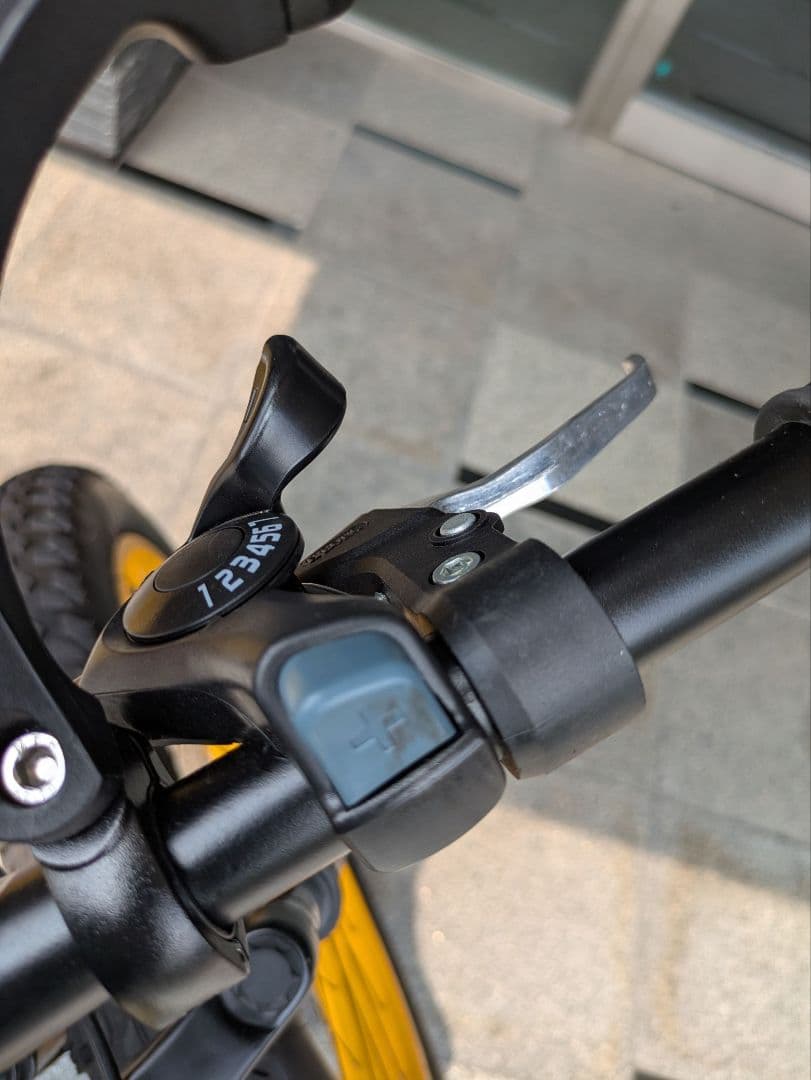 スノーバイク ファットバイク 26インチ 極太タイヤ ディスクブレーキ 7段変速