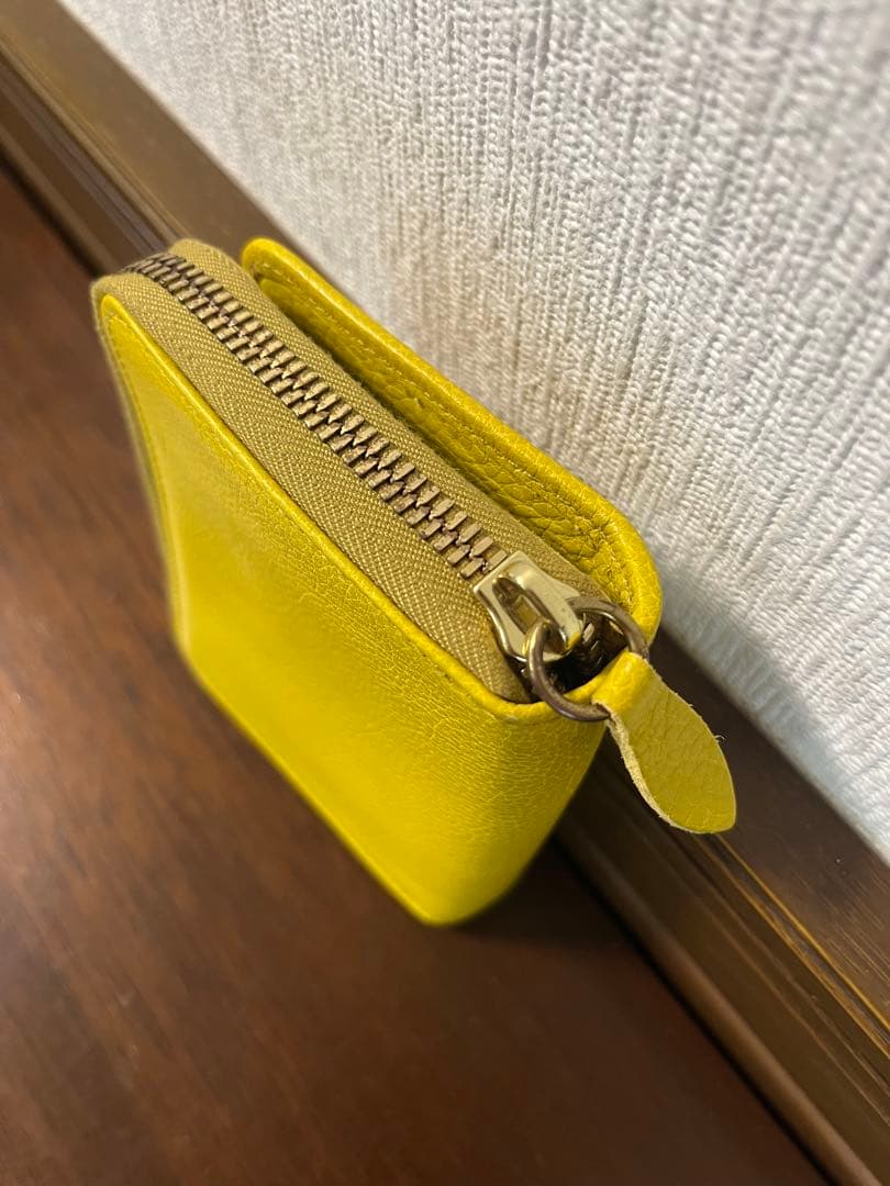 IL BISONTE 財布 コンパクト二つ折り 小銭入れ付き ミニ財布