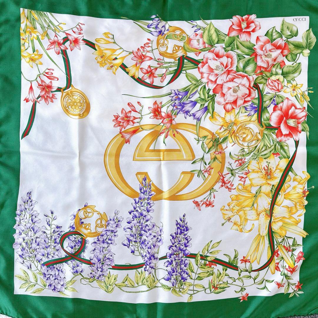 良品　グッチ　スカーフ　インターロッキング　花柄　フラワー柄　グリーン　シルク