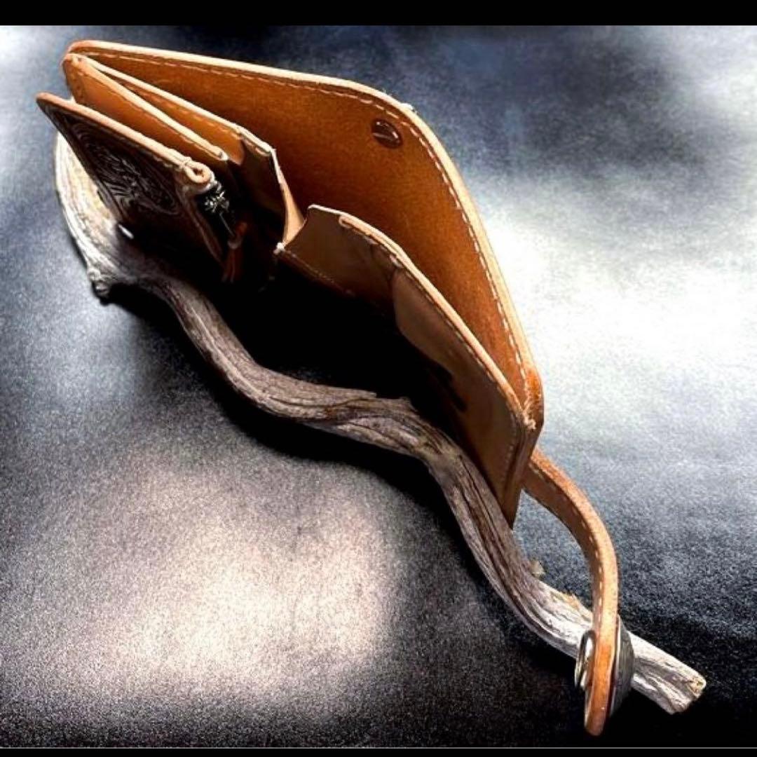 ままたん様オーダー　レザーカービング ミニウォレットワイド/カエル