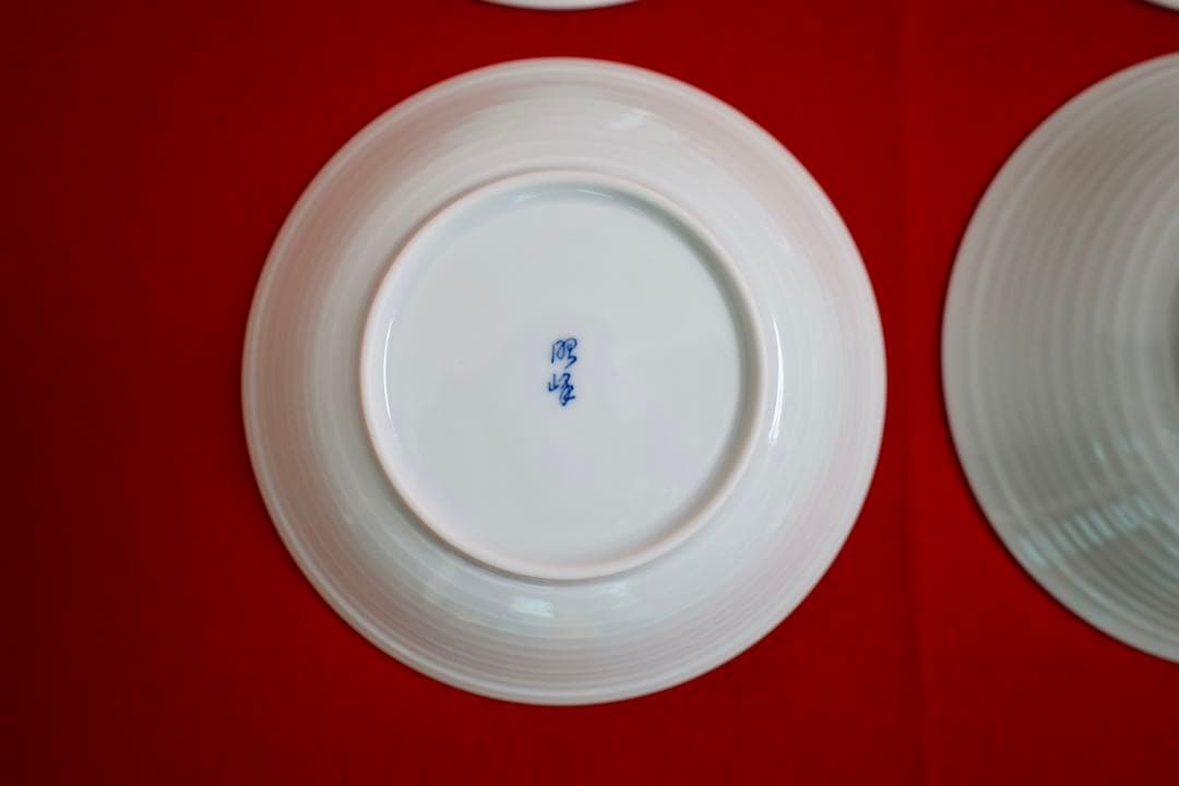 陶磁器【有田焼　昭峰窯　菊模様　4客】