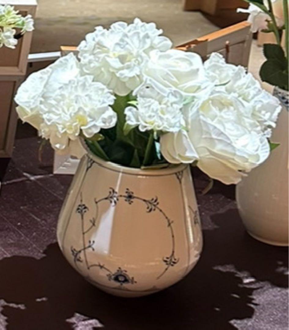 イーストサイドトーキョー　アーティフィシャルフラワー　ブーケ　結婚式　ホワイト