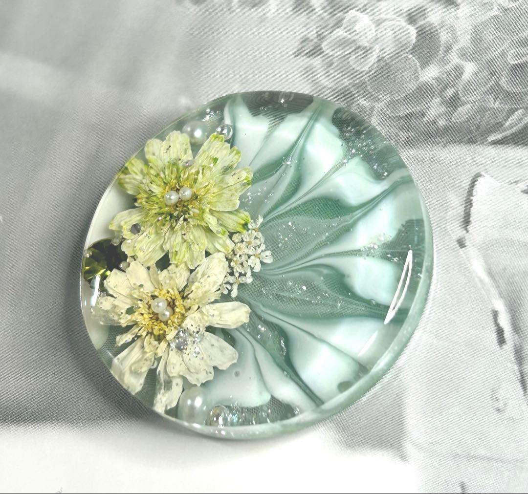 レジンヘアゴム・ポニーフック・ブローチ・ネックレス・ホルダーNo.927