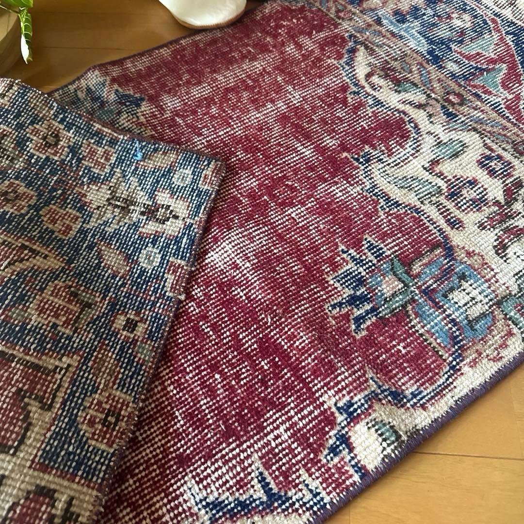 52×96 エンジ色　ボタニカル　擦れシャビー　トルコヴィンテージラグ