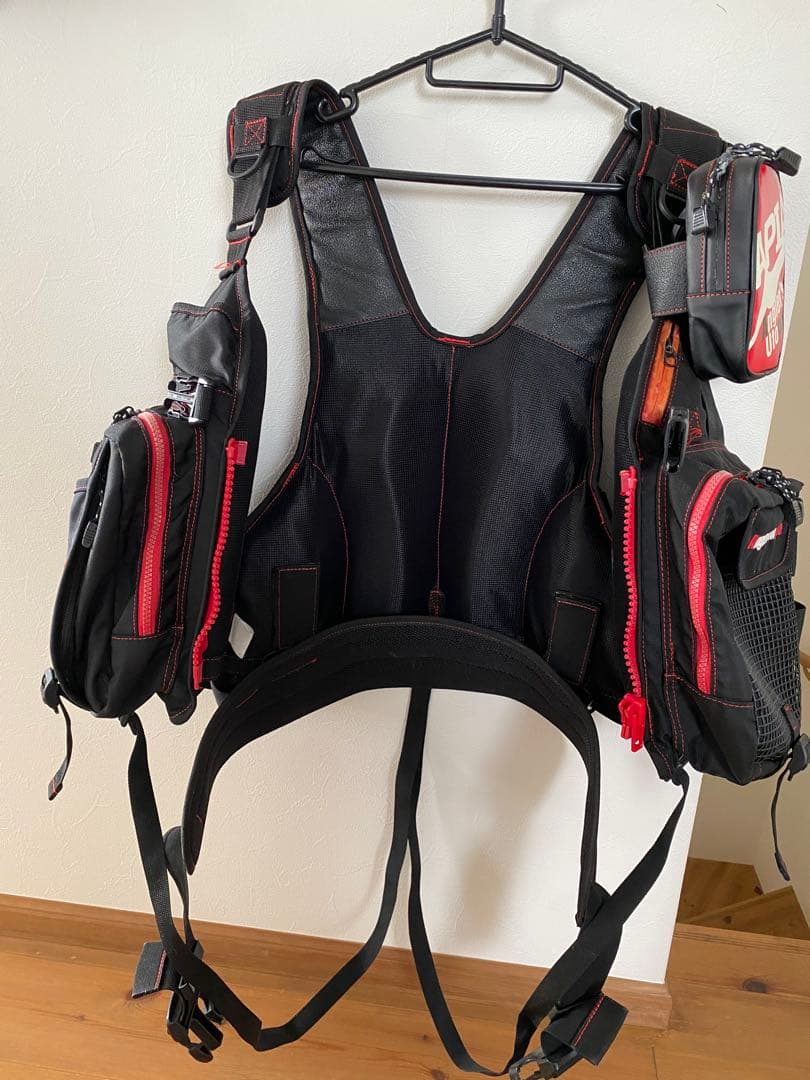 APIA Angler's Utopia フィッシングベスト