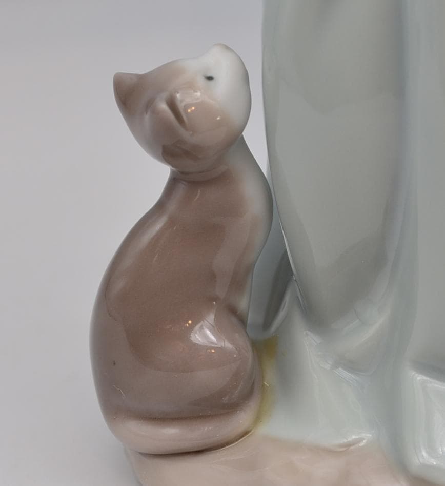 私も忘れないでね　＃5743　No.3　★リヤドロ　ポーセリン　スペイン　絶版