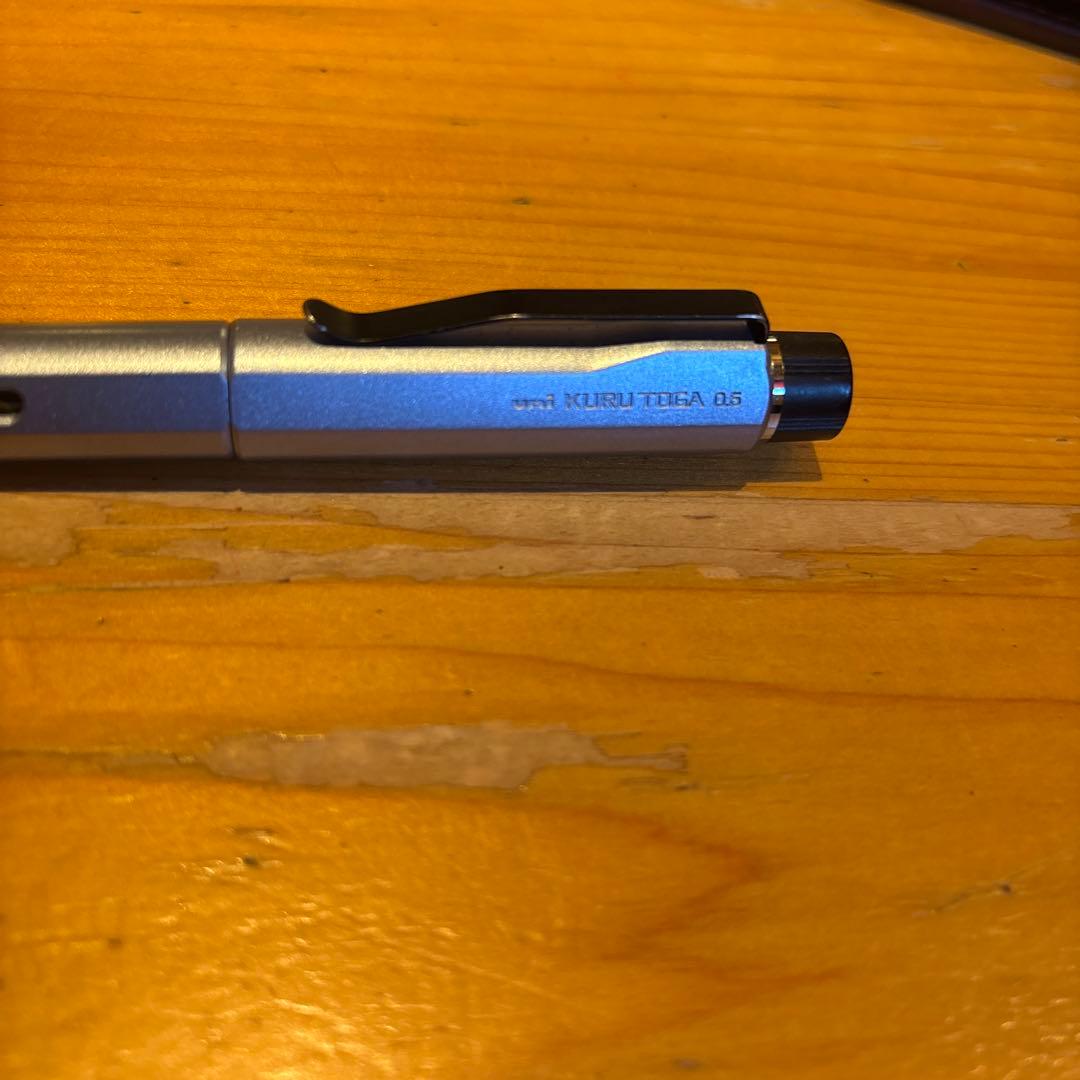 販売中最安値！　美品！クルトガダイブ　カスケードブルー　限定色