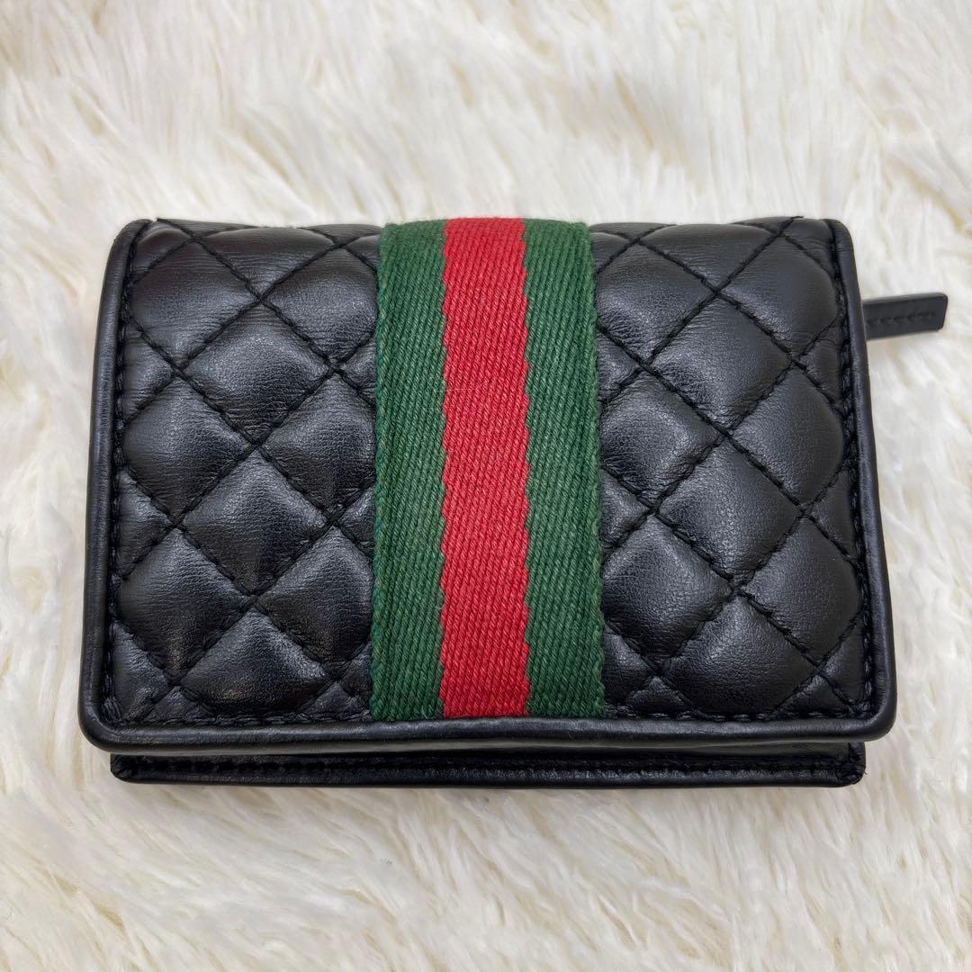 美品✨GUCCI 二つ折り財布 キルティング シェリーライン GGマーモント