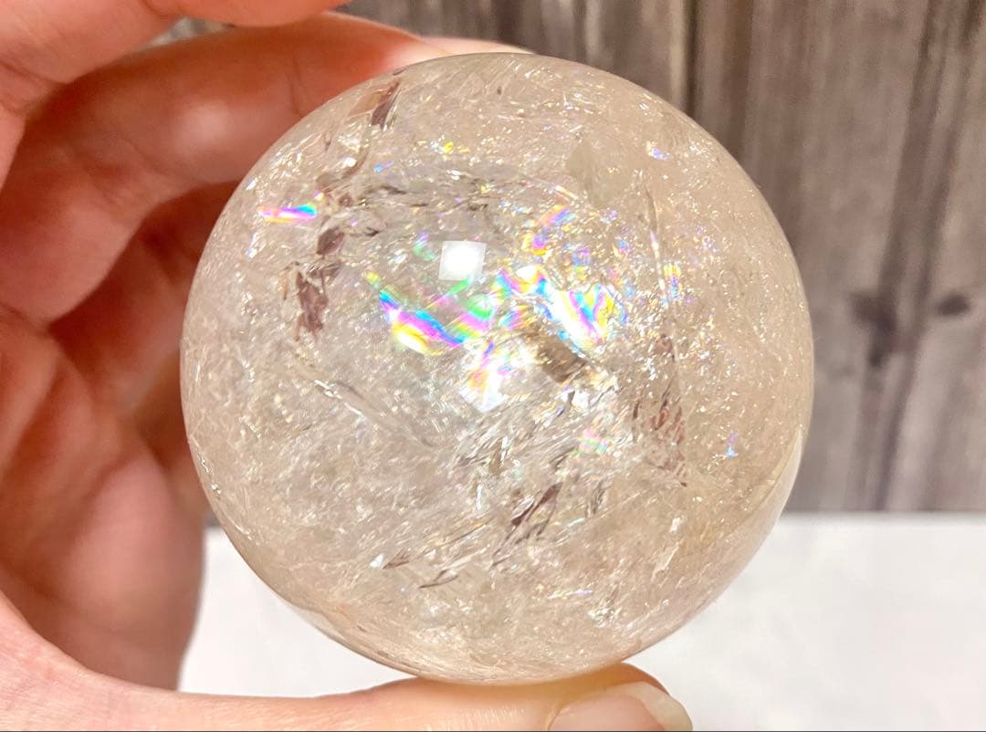 ピンククォーツ（ピンクアゼツライト）スフィア 台座付き