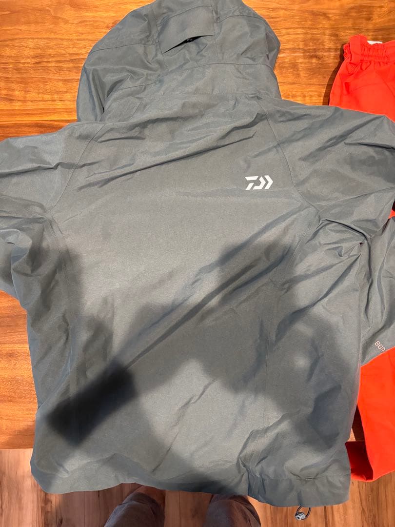ダイワ　ゴアテックス　レインウェア上下セット