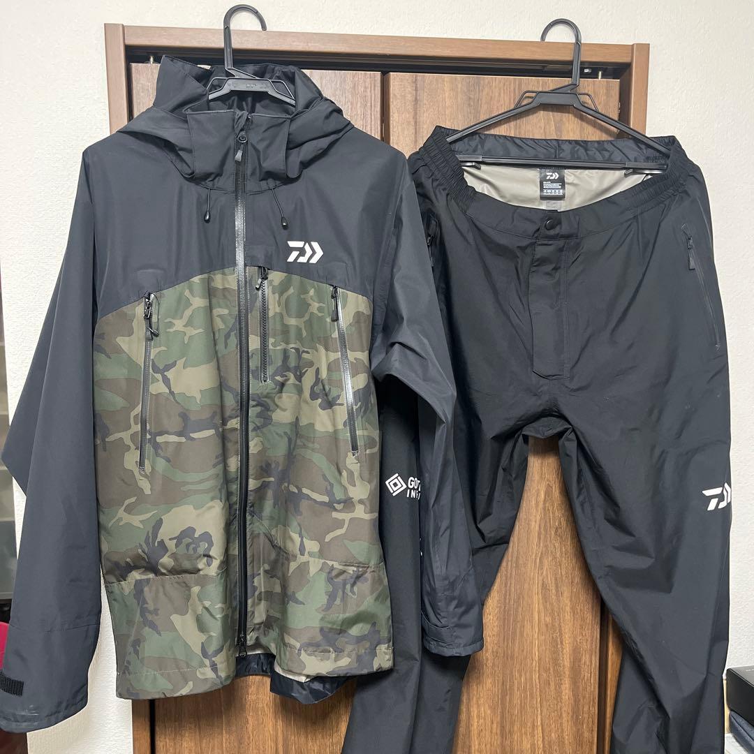 ダイワ　ゴアテックスレインスーツ　レインコート