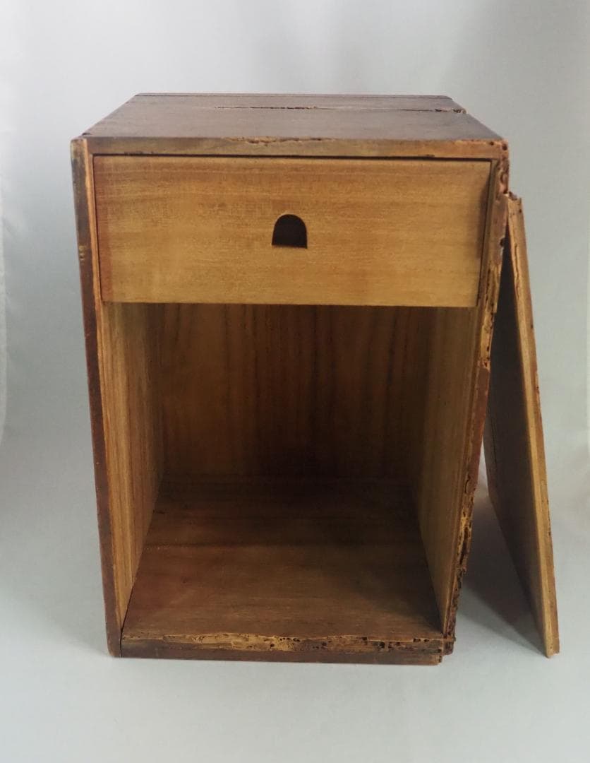 松ニ宝尽くし時代蒔絵花月台・三ッ組盃揃い（時代箱）