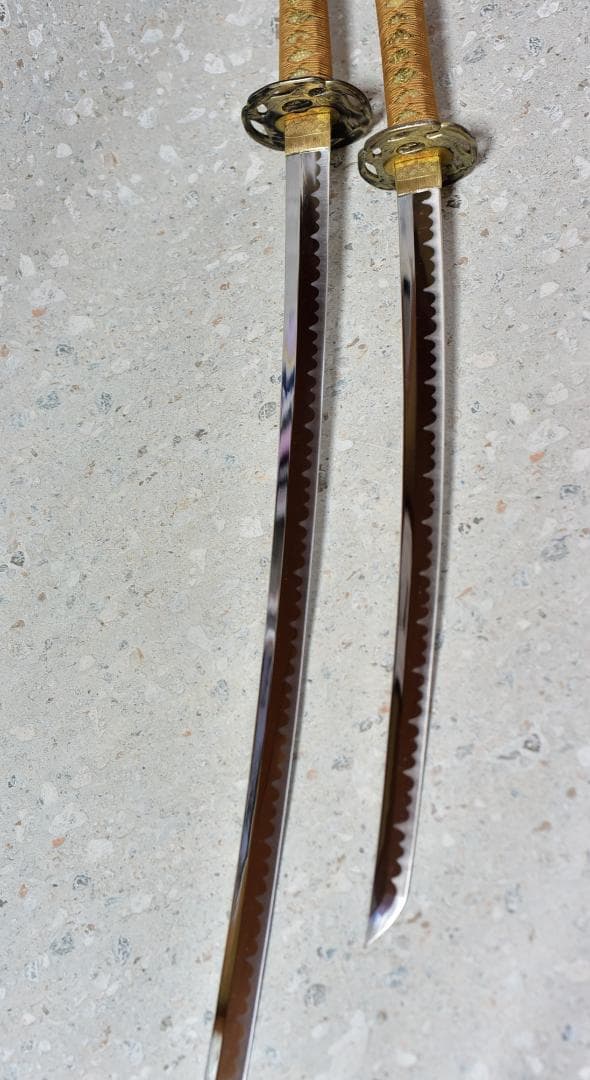 模造刀2振り（大刀、脇差）拵え山吹色　侍　武闘家　居合刀、日本刀