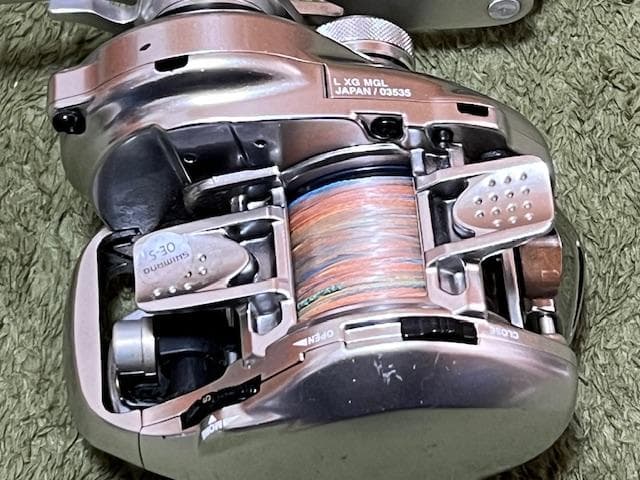 シマノ　メタニウム MGL XG LEFT （箱違い）