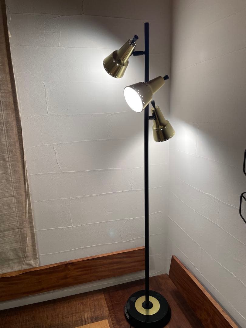 アートワークスタジオ　スタンドライト