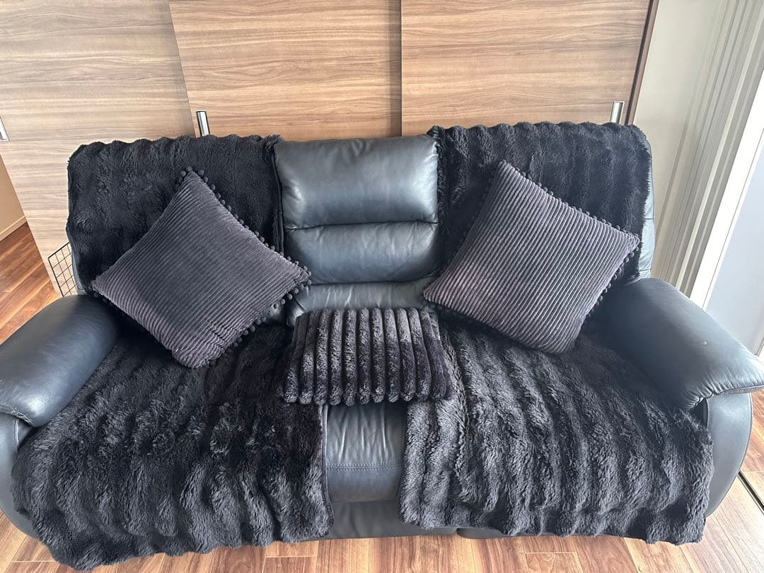 ニトリ電動リクライニングソファ 3人掛け本革 黒 送料込2/14まで指定日発送