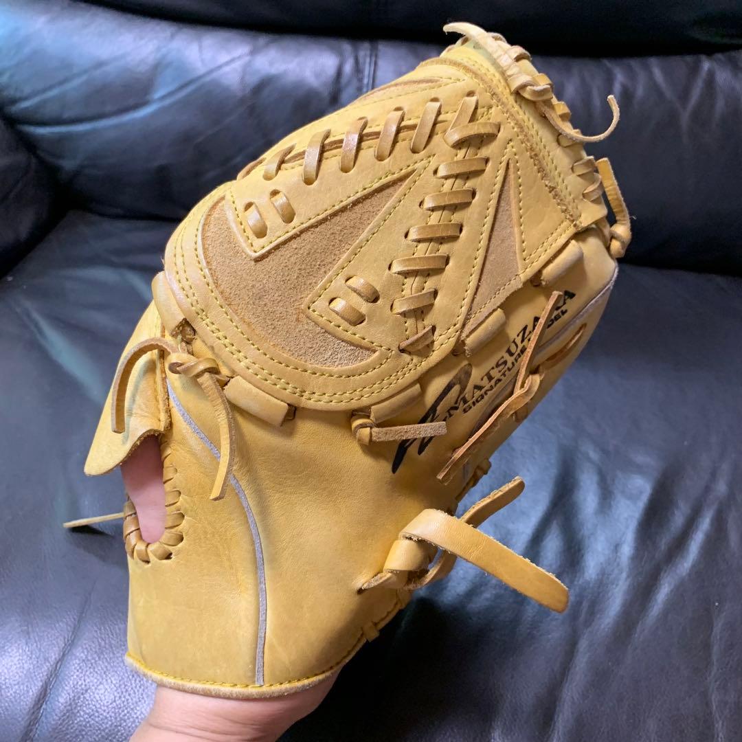 Nike 軟式グローブ Signature Model イエロー　松坂モデル