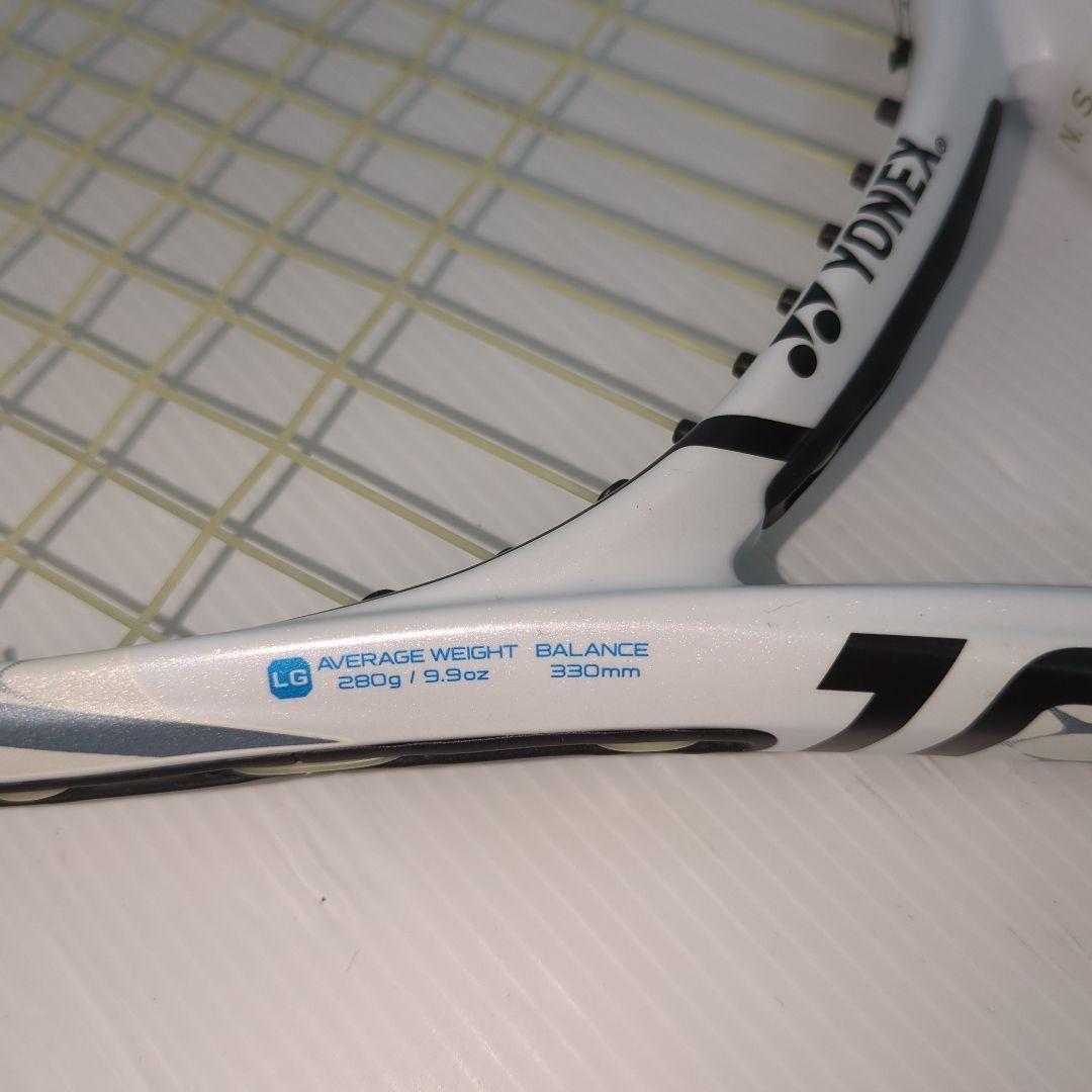 【日本限定色】テニスラケット　ヨネックス　ブイコアSV100 2017年モデル