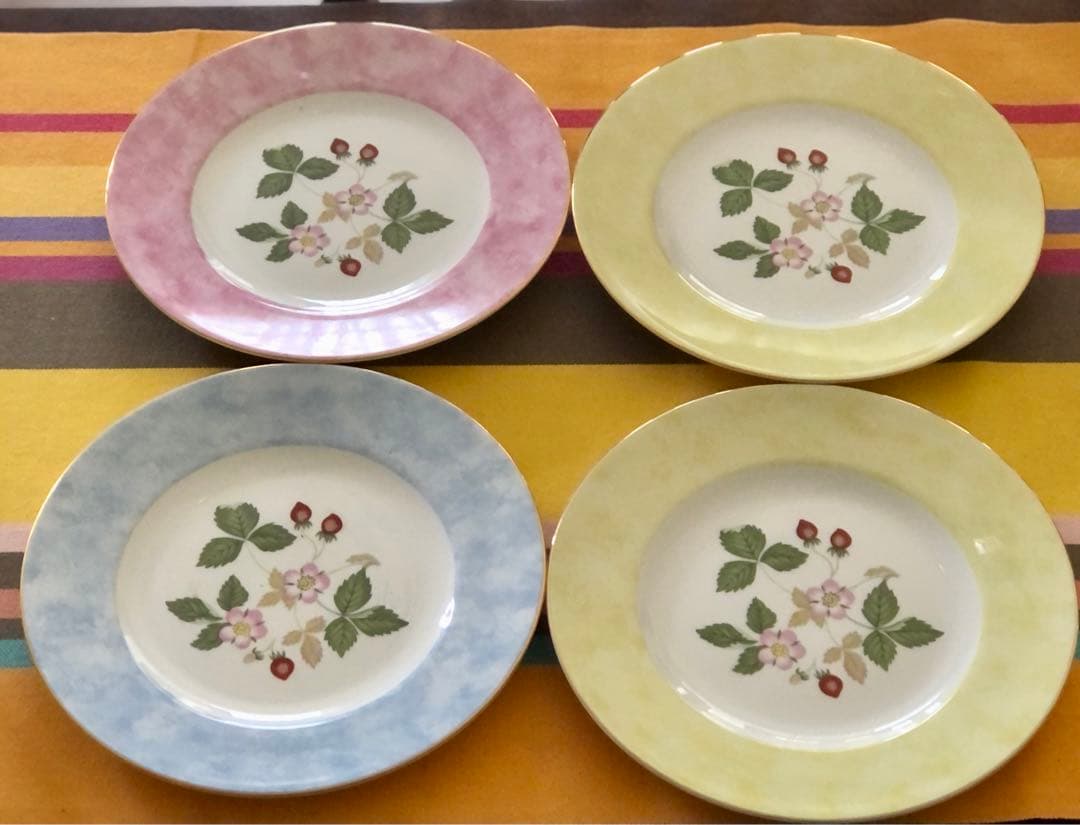  WILD STRAWBERRY 皿 4枚セット