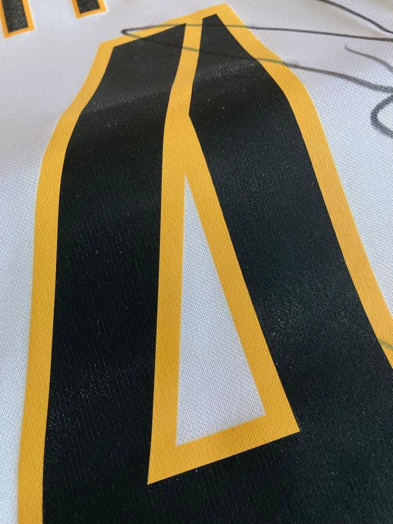 グティ　サイン入り　ユニフォーム　レアルマドリード　スペイン