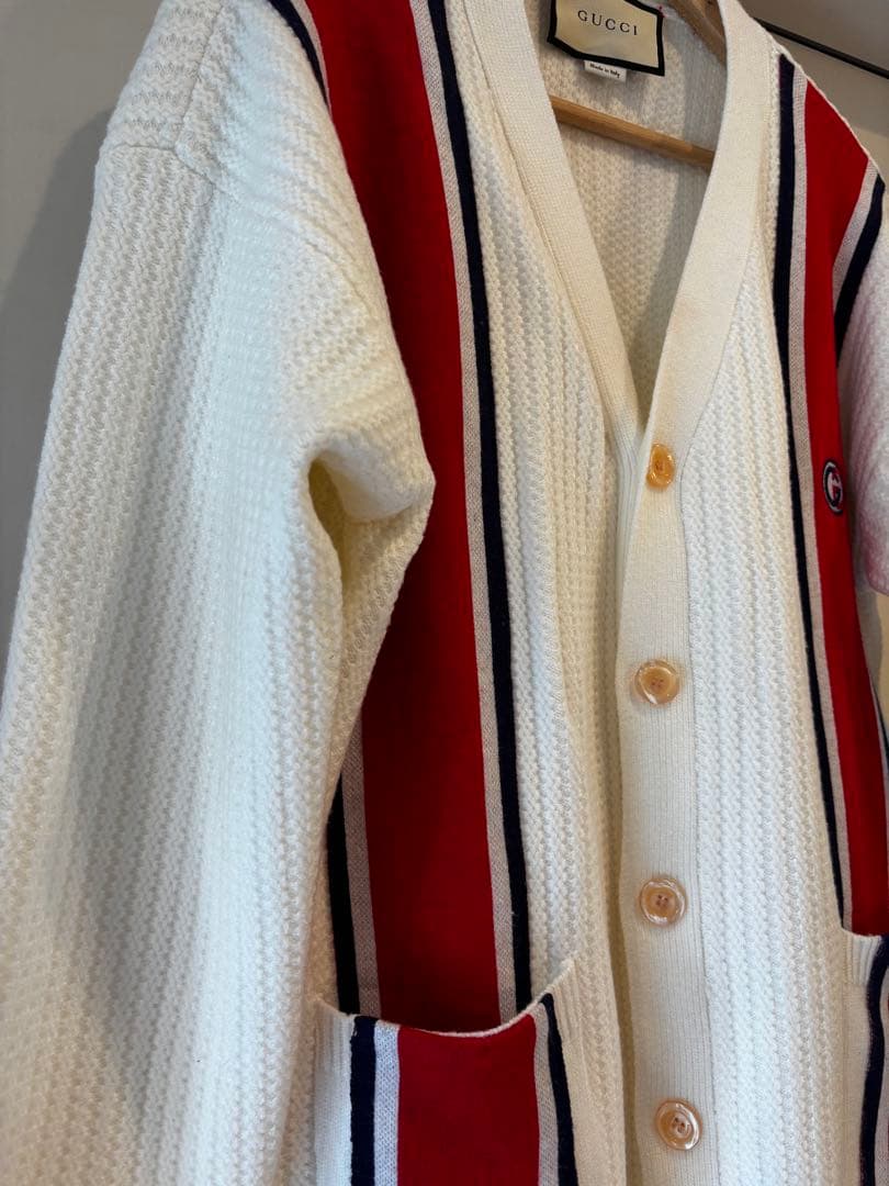 GUCCI ホワイトストライプカーディガン